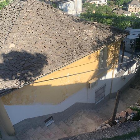 Appartamento Daors House Gjirokastër Esterno foto