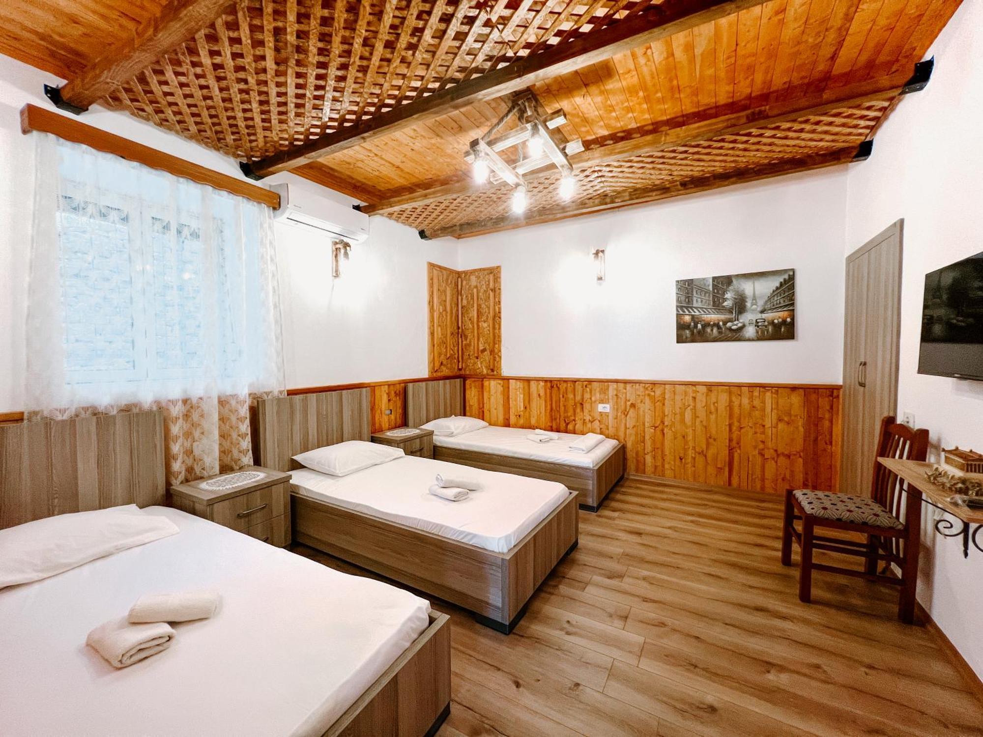 Appartamento Daors House Gjirokastër Esterno foto